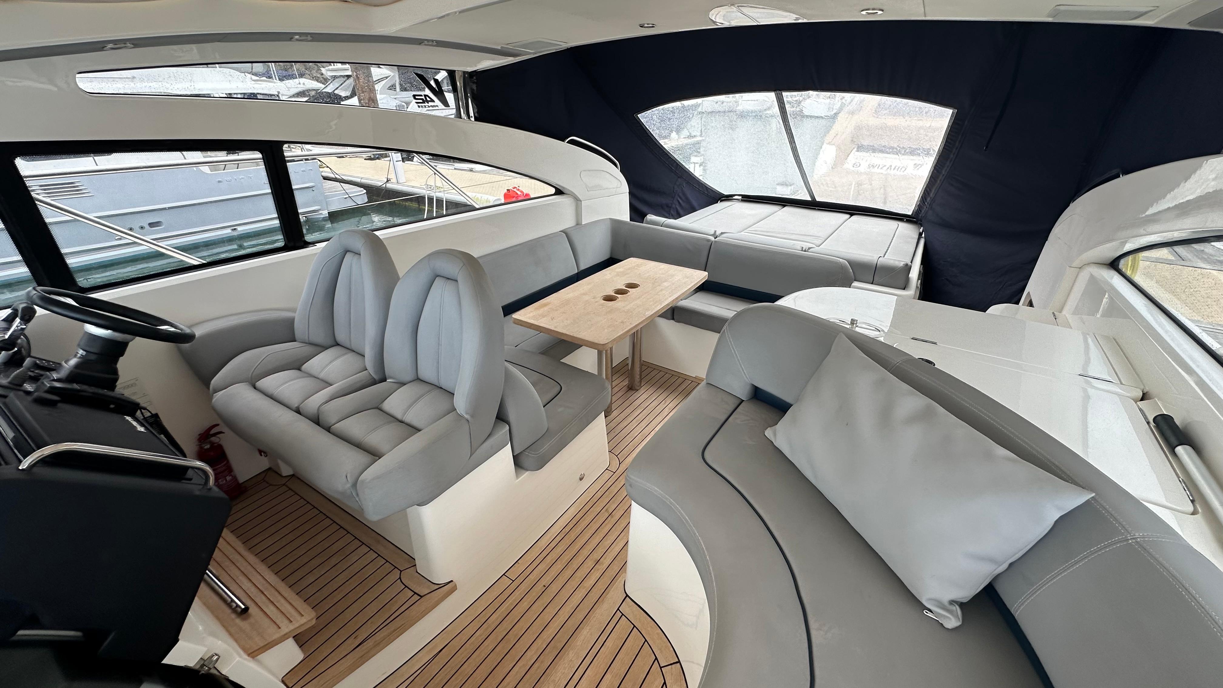 foto: 17 Princess V 42