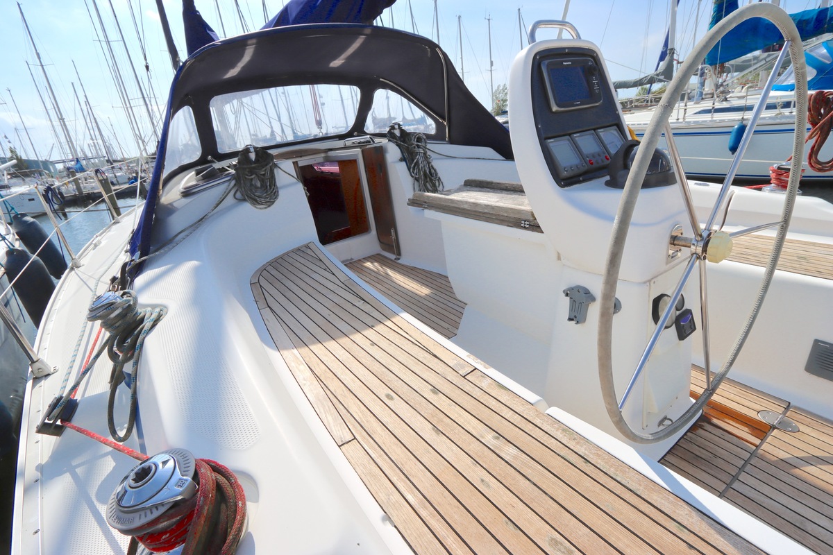 foto: 49 Bavaria  34 Cruiser