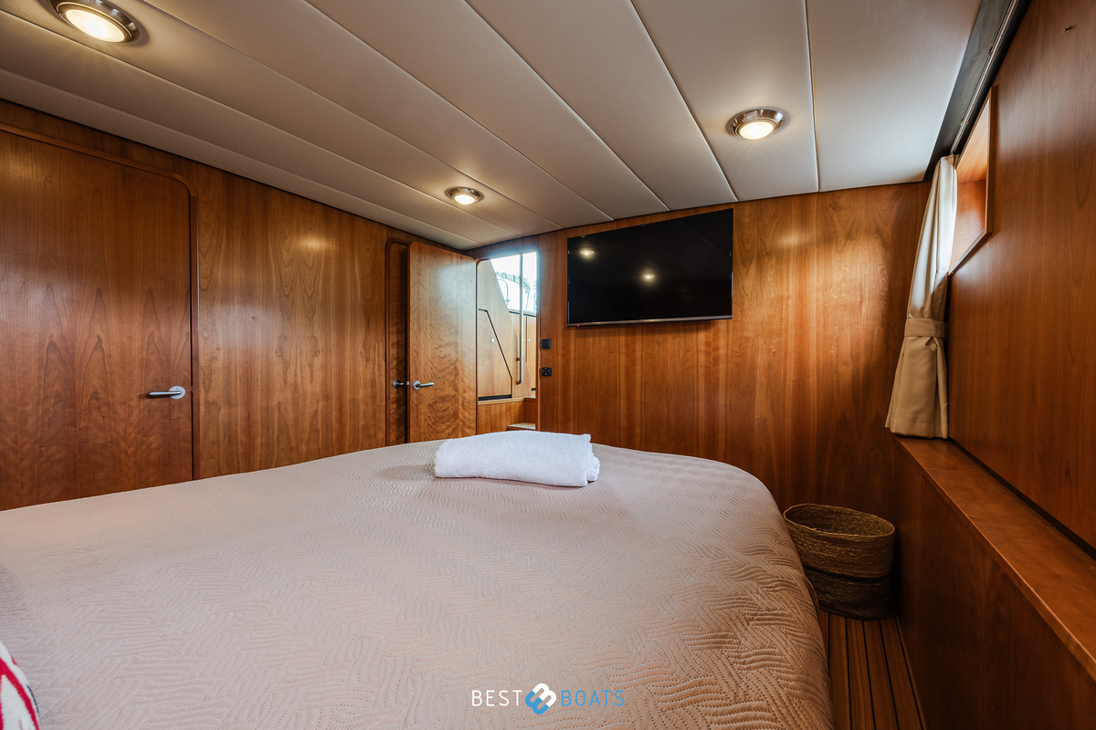 foto: 29 Linssen  Grand Sturdy 45.9 AC Twin