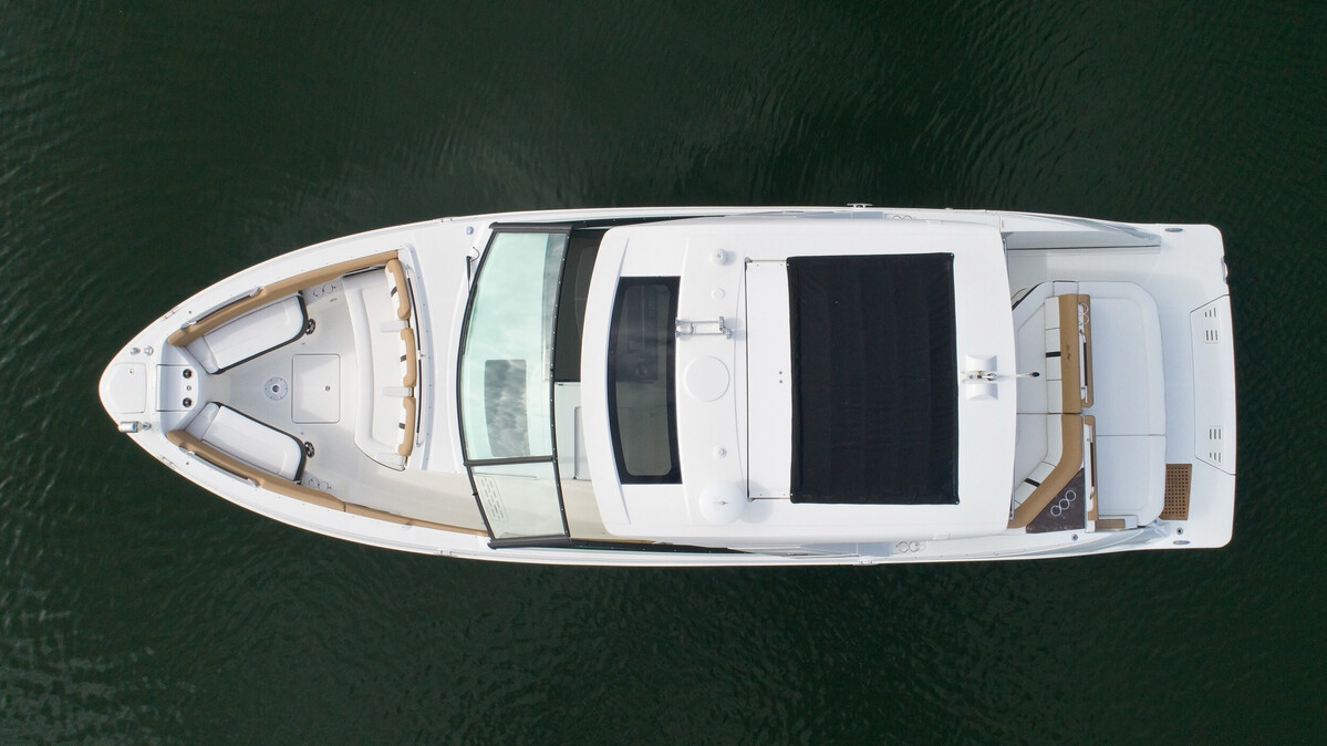 foto: 13 Sea Ray SLX 400