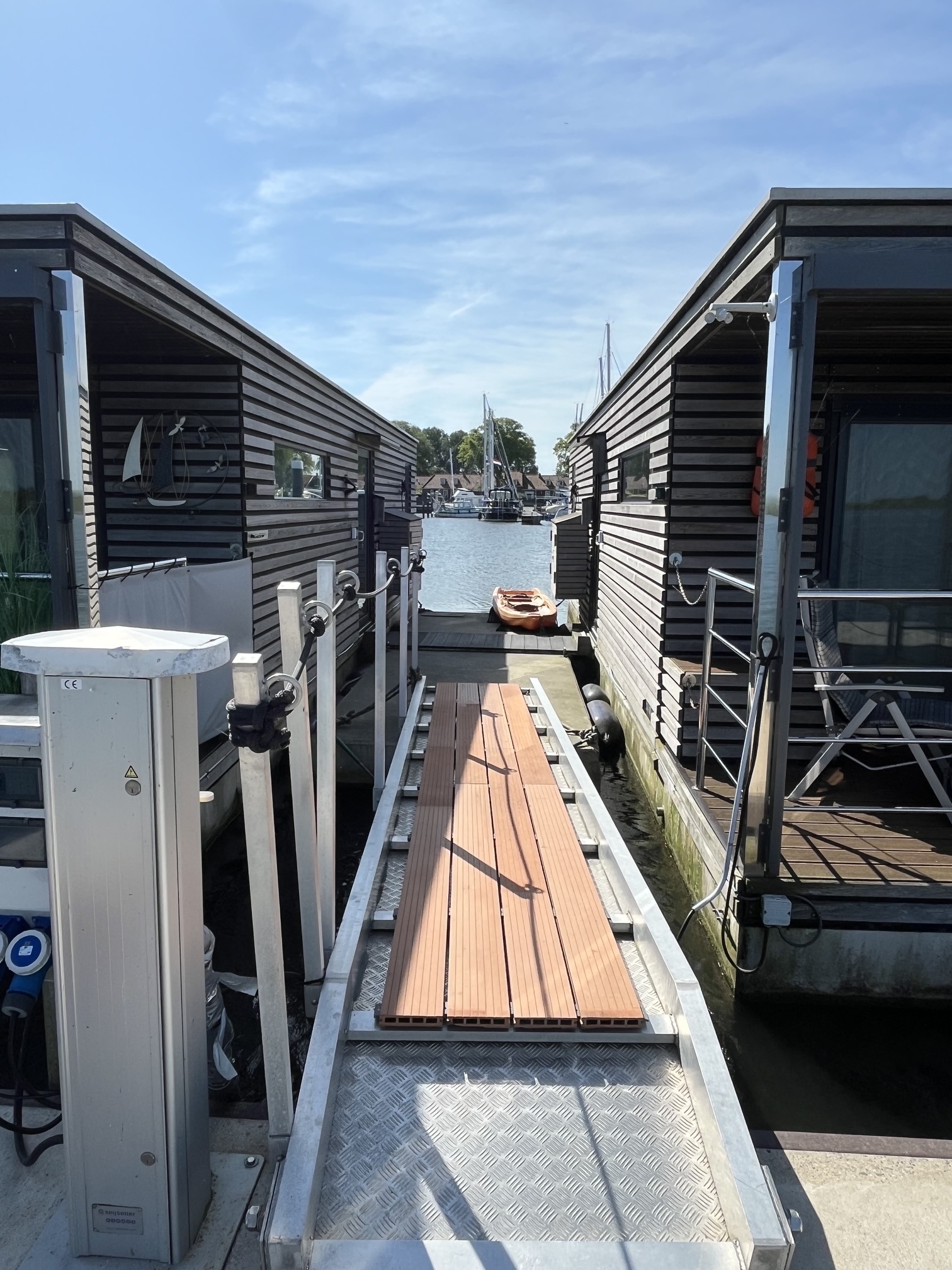 foto: 15 HT4 Houseboat Lelystad Ligplaats