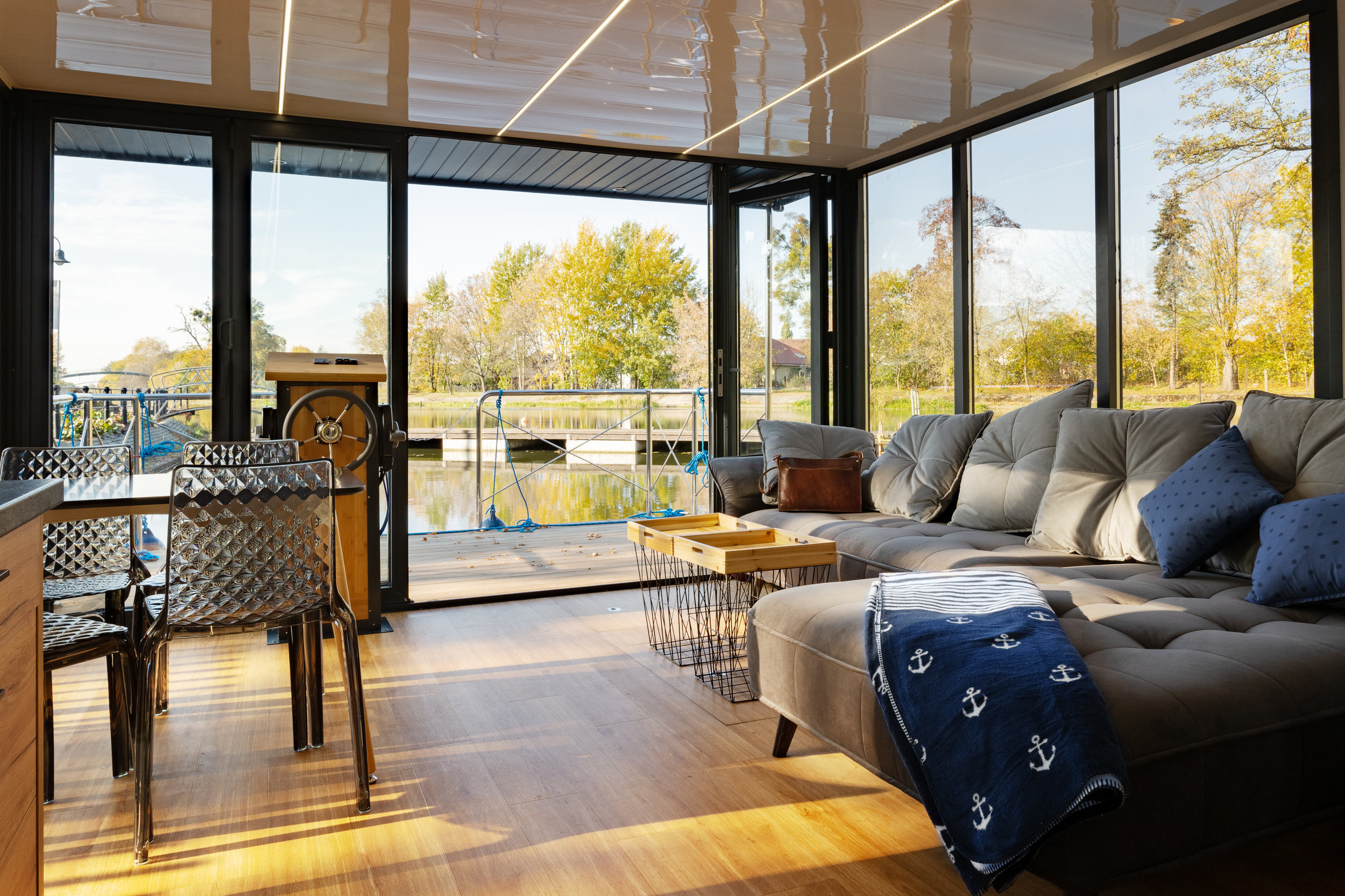 foto: 29 Campi 400 Per Direct In Maasbommel Houseboat