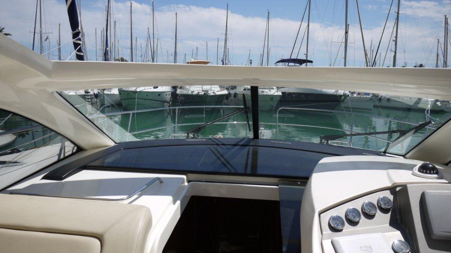 foto: 4 Prestige 38 S Hard Top