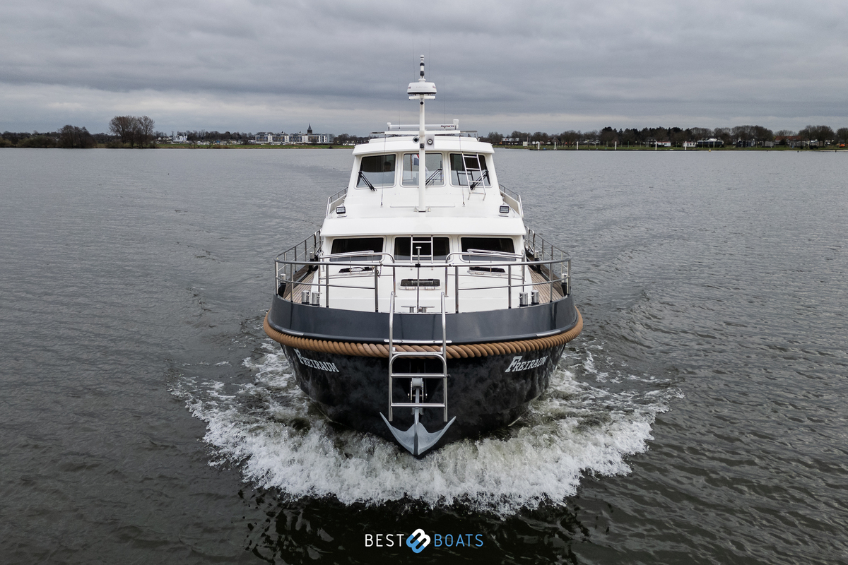 foto: 55 Linssen Grand Sturdy 500 AC Wheelhouse Long Top