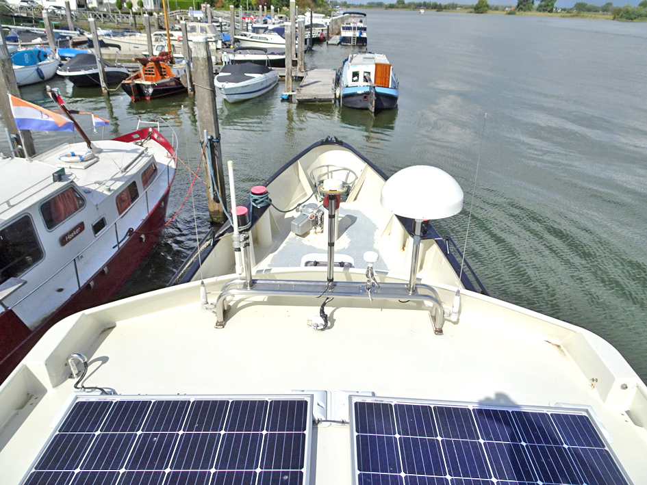 foto: 24 ex Patrouille vaartuig / Varend Woonschip 18.26 met UBC