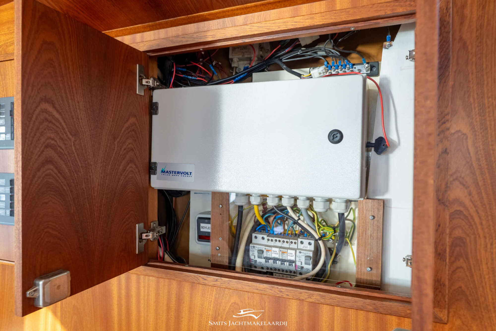 foto: 12 Treffer Treffer 40 AK