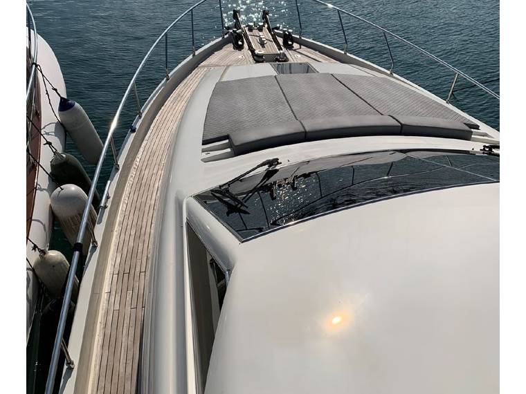 foto: 24 Ferretti 210 Fly