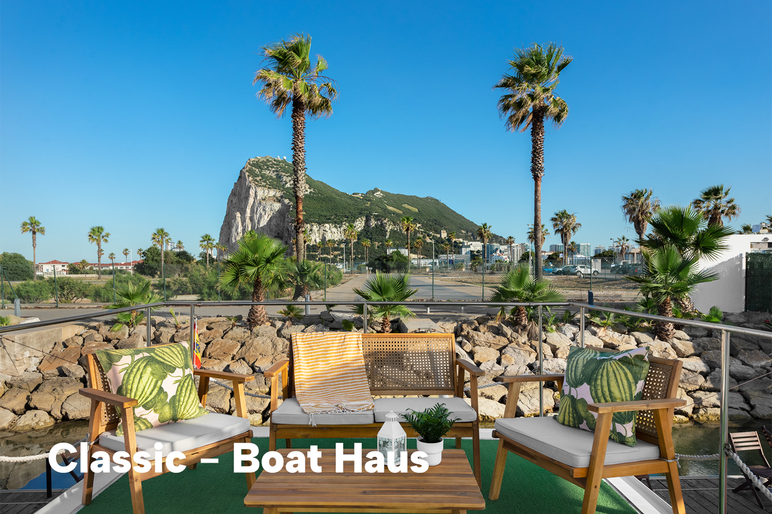 foto: 6 Boat Haus Mediterranean 8x3 Classic Houseboat