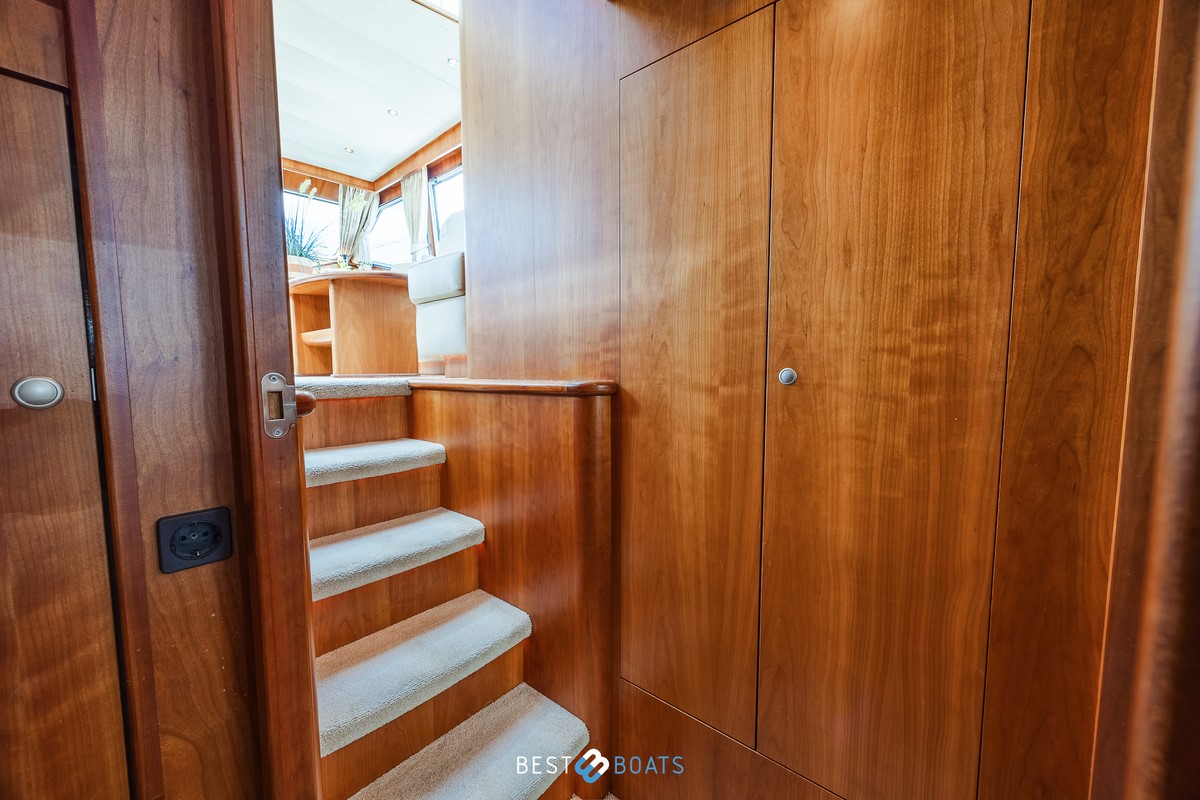 foto: 23 Van den Hoven Exclusive 1600