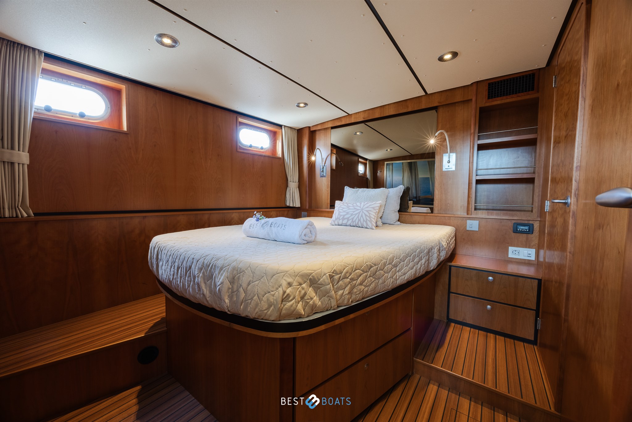 foto: 27 Linssen Grand Sturdy 40.9 AC