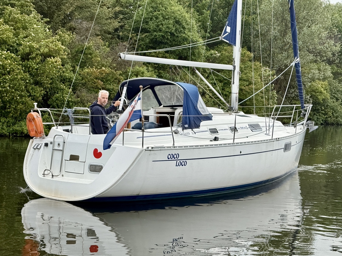 foto: 13 Beneteau Oceanis 321
