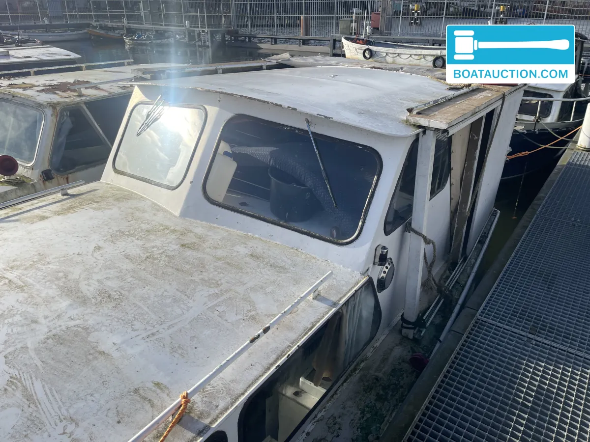 foto: 6 Motorboat 800