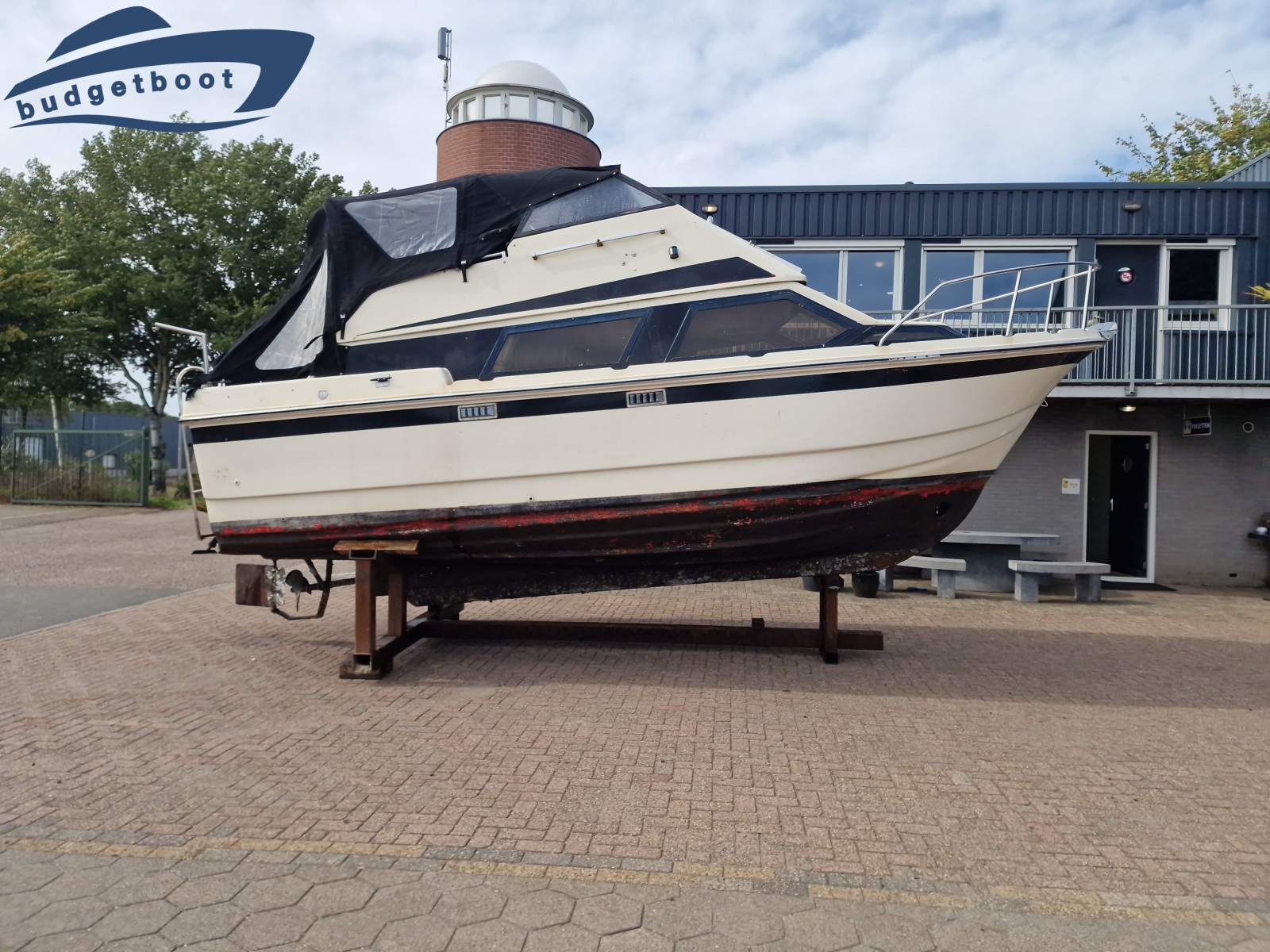 foto: 6 Draco  2500TC