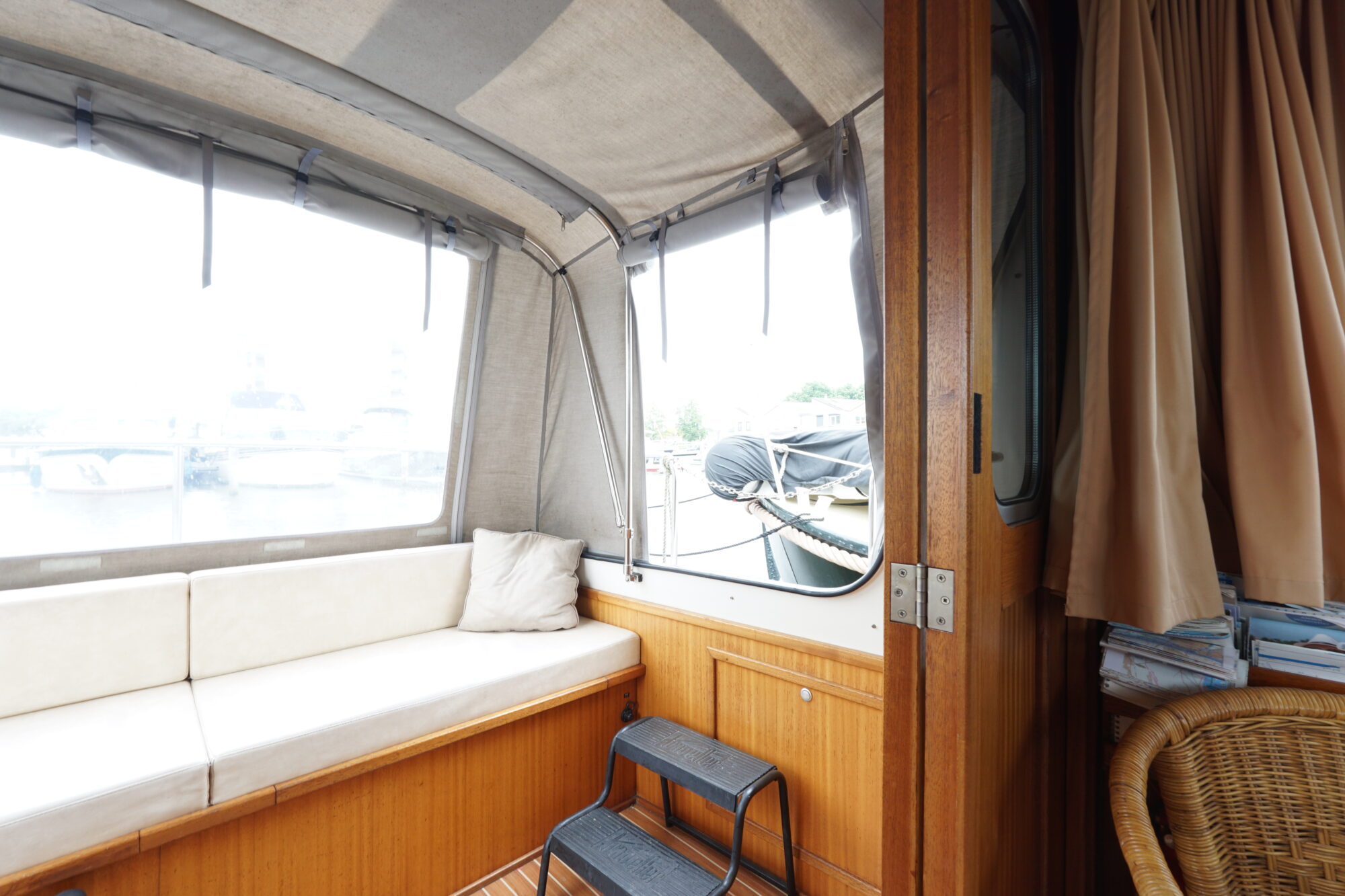 foto: 18 Bege Bege Kruiser 9.00 OK