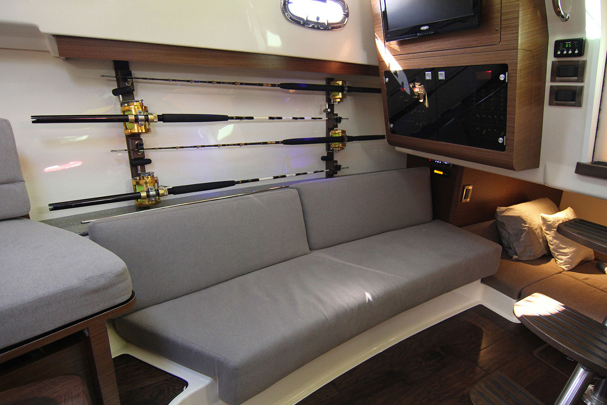 foto: 7 Boston Whaler 345 Conquest