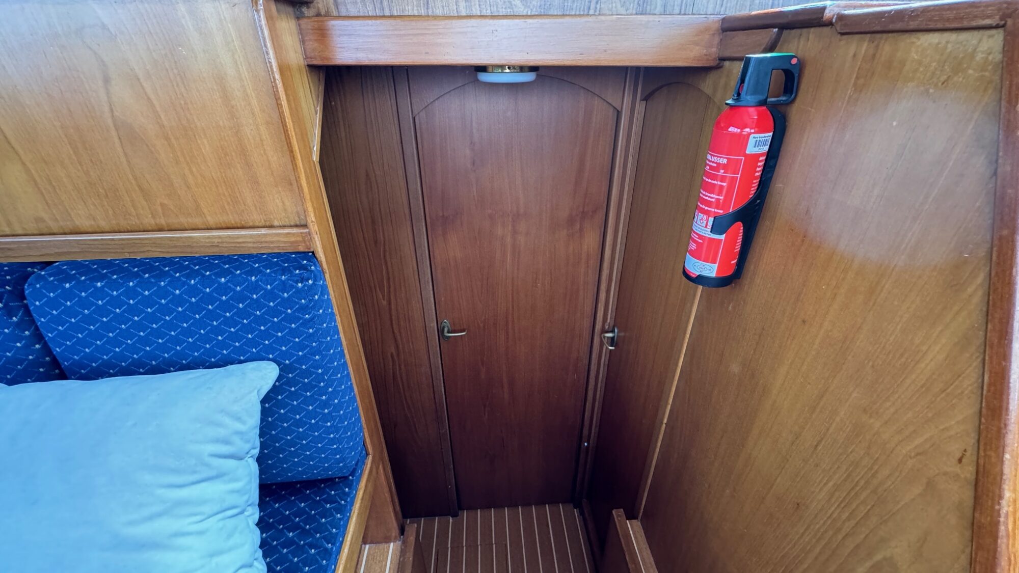 foto: 23 Vri-Jon Vri-Jon Contessa 37 AK Cabrio