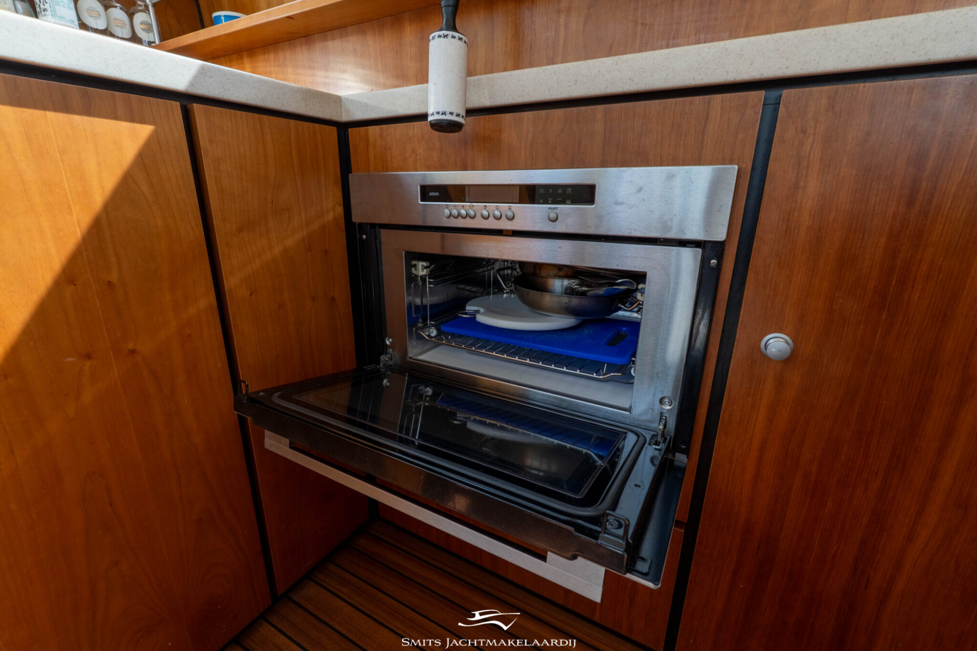 foto: 15 Linssen Linssen Grand Sturdy 43.9 AC
