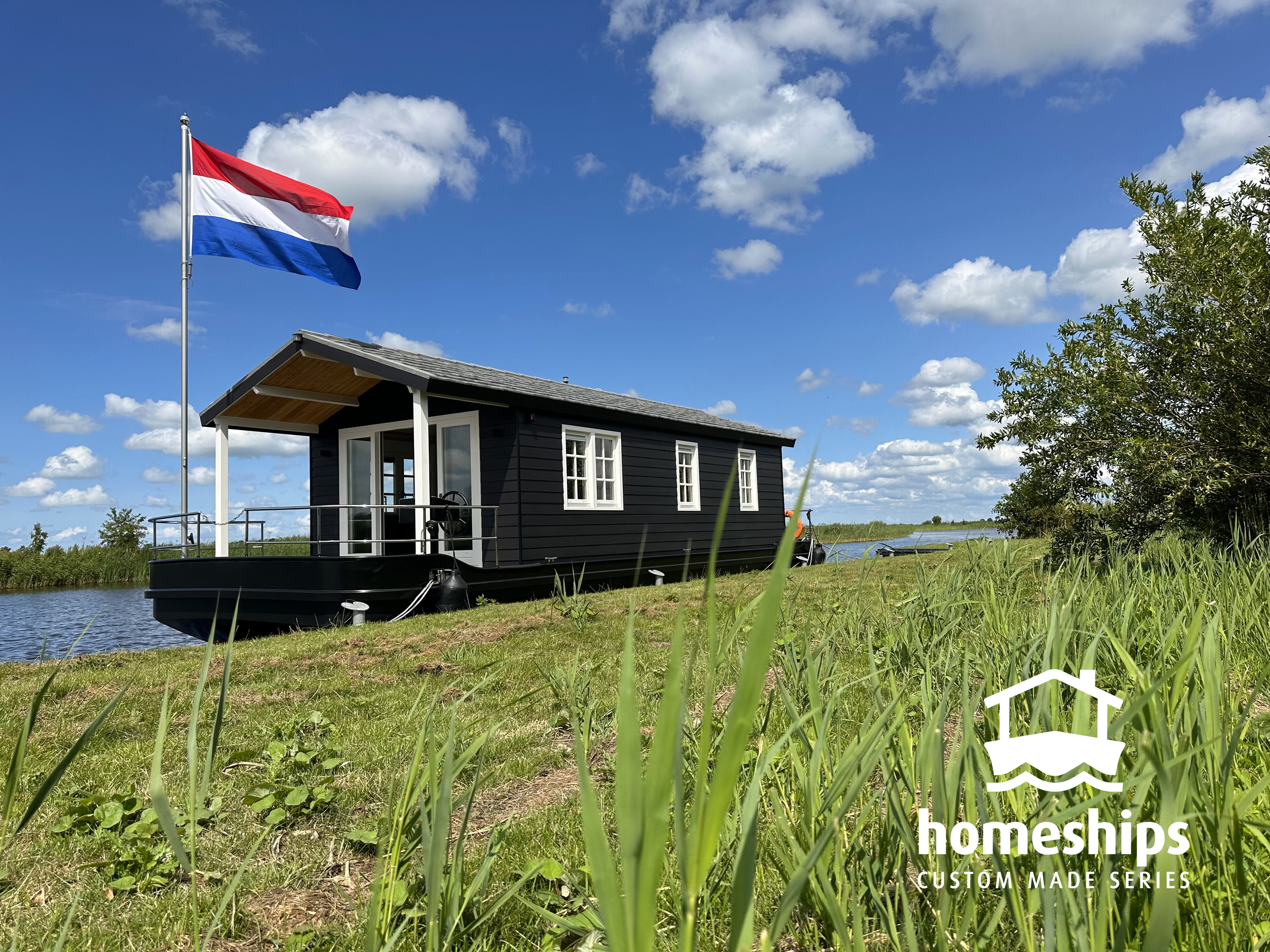 foto: 36 HOMESHIP VaarChalet In Amsterdam 1250D Luxe Houseboat
