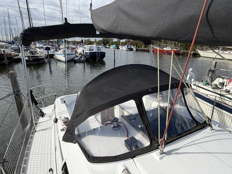 foto: 16 Beneteau Oceanis 321