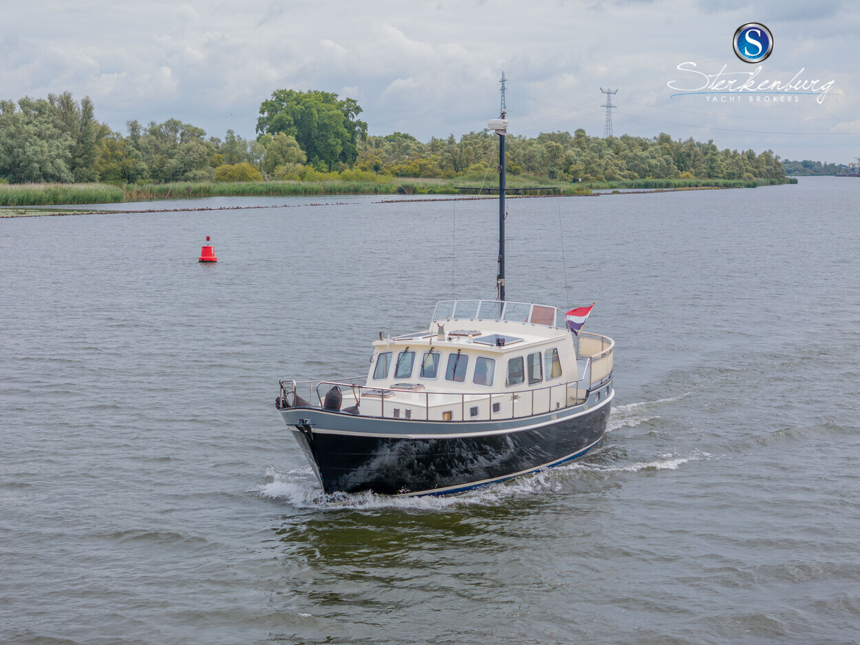 foto: 47 De Ruiter Kotter 1400