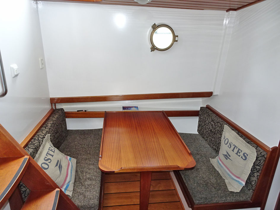 foto: 25 ex Patrouille vaartuig / Varend Woonschip 18.26 met UBC