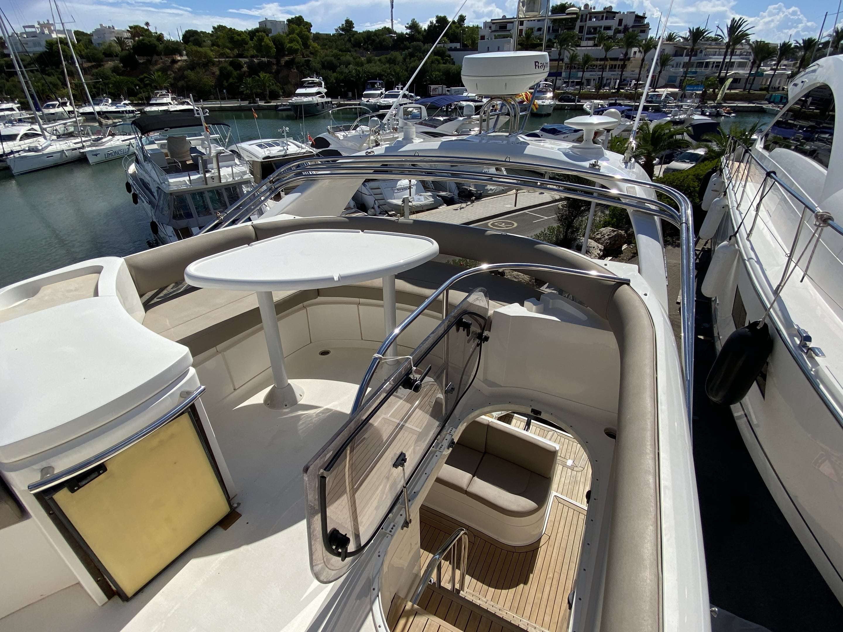 foto: 11 Fairline 40 fly