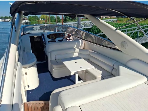 foto: 7 Sunseeker  48 Superhawk