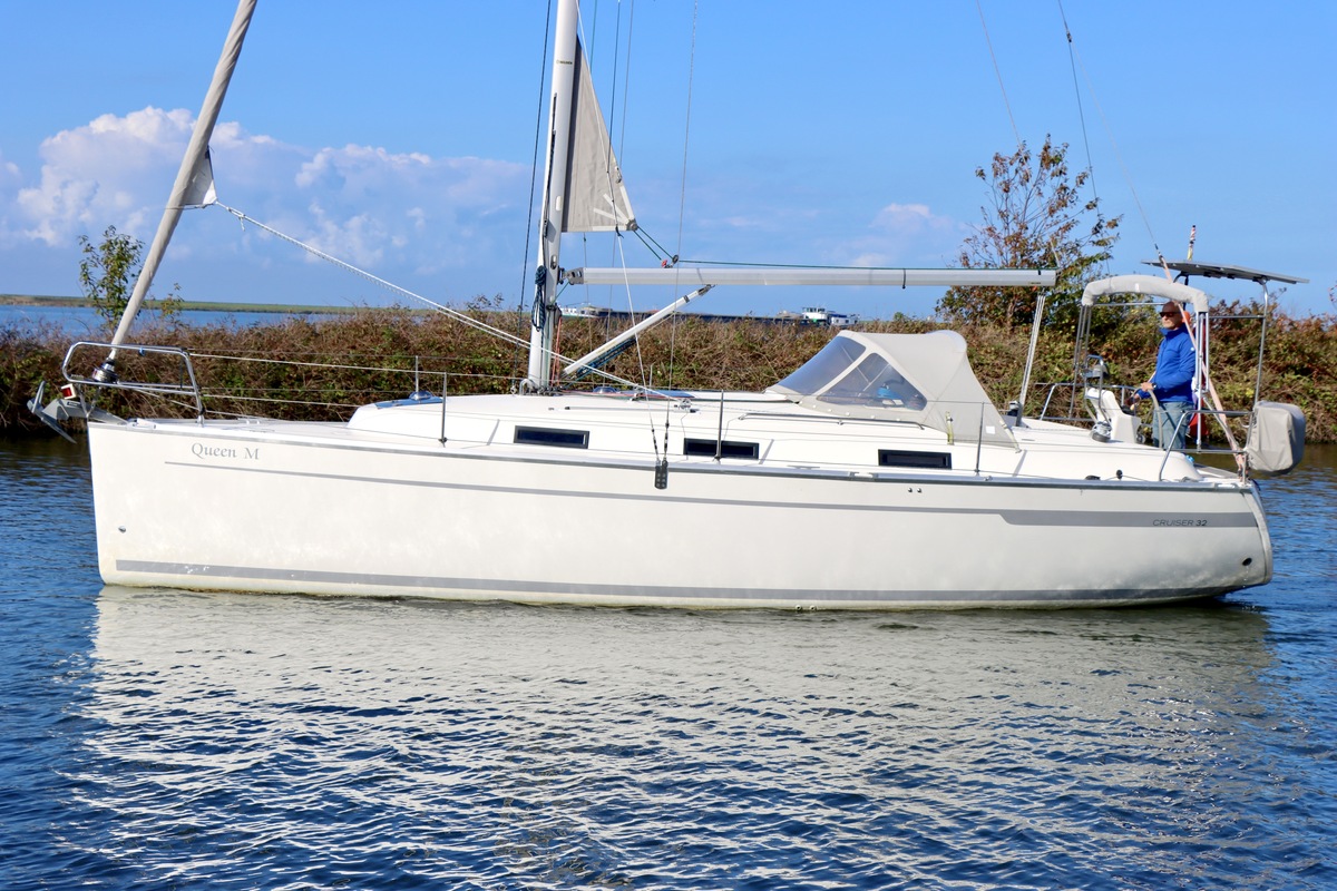 foto: 20 Bavaria  32 Cruiser