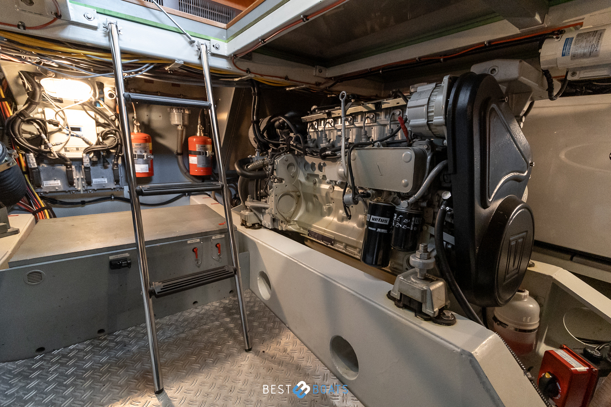 foto: 32 Linssen Grand Sturdy 500 AC Wheelhouse Long Top