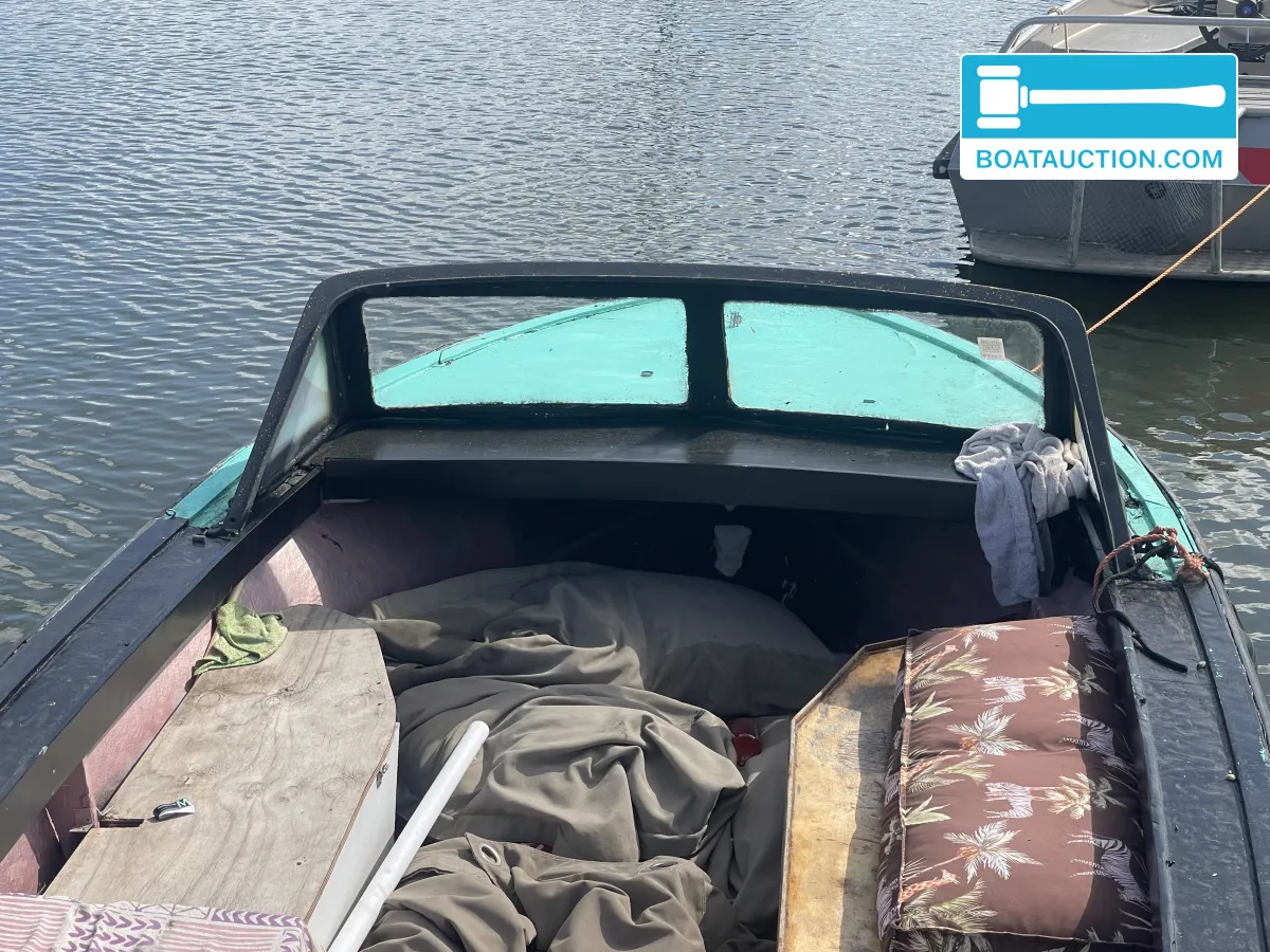 foto: 7 Motorboot 450