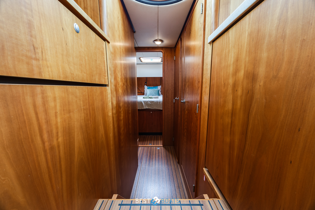 foto: 30 Linssen  Grand Sturdy 45.9 AC Twin