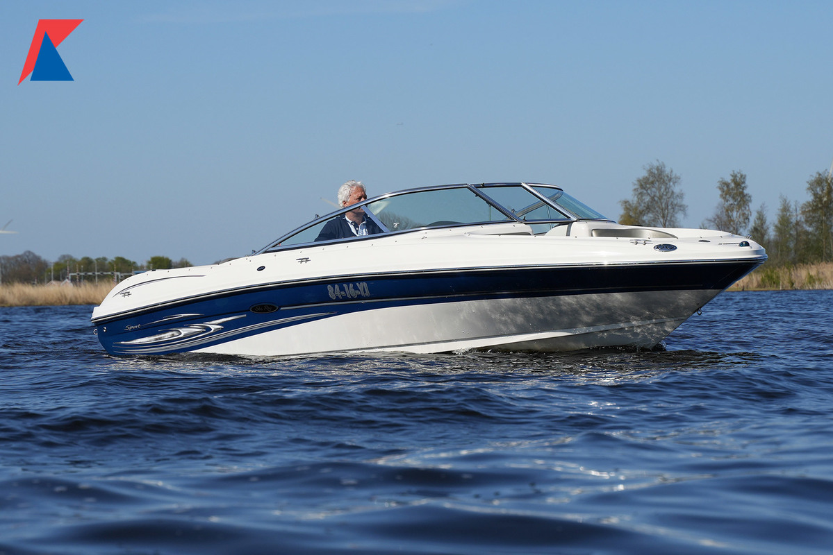 hoofdfoto: 1 Sea Ray 200 Sport