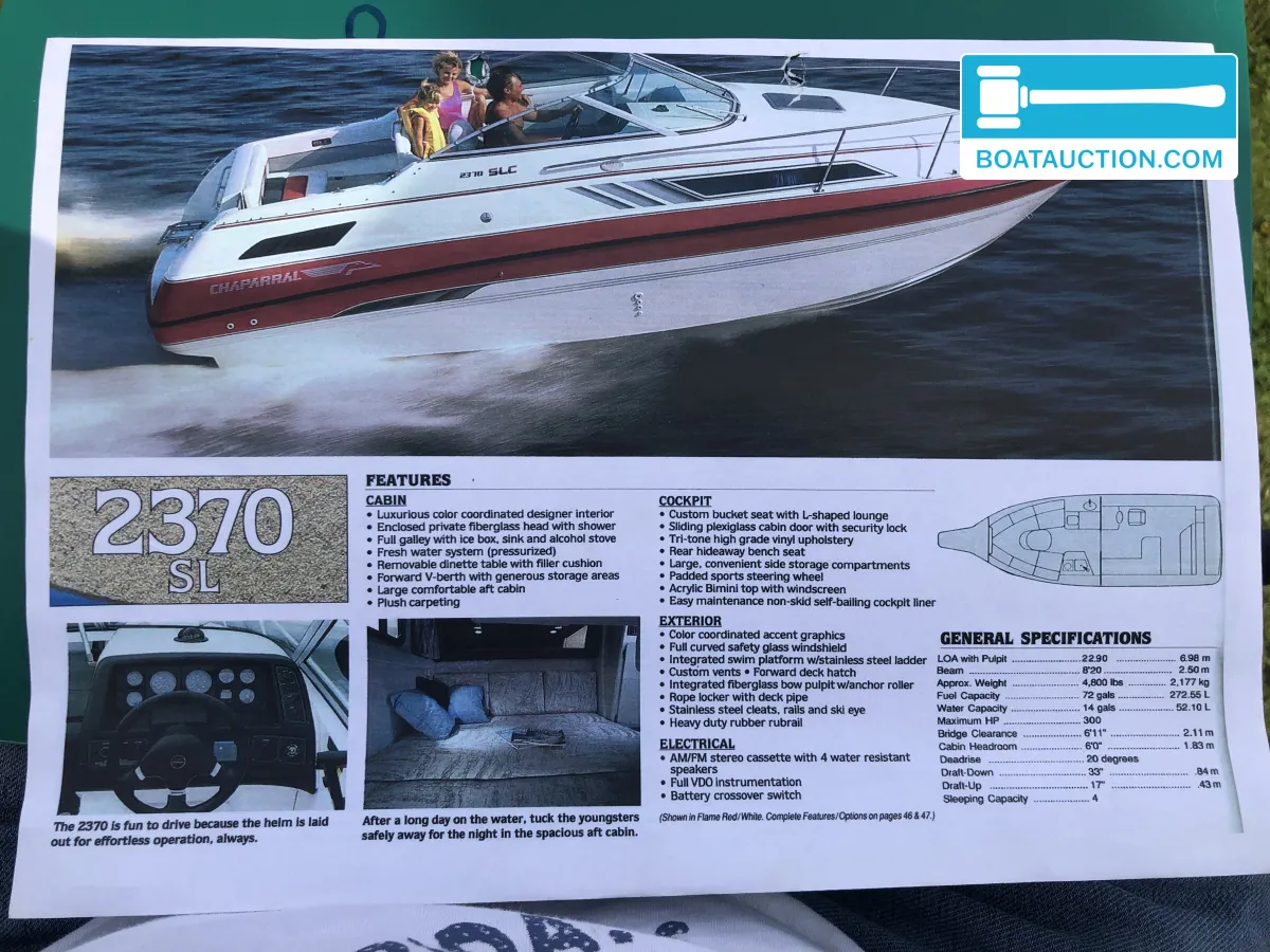 foto: 19 Chaparral 2370 SL