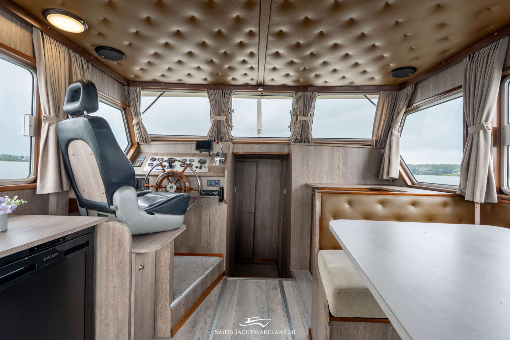 foto: 48 Buijs Buijs Kruiser 10.80 Salon OK