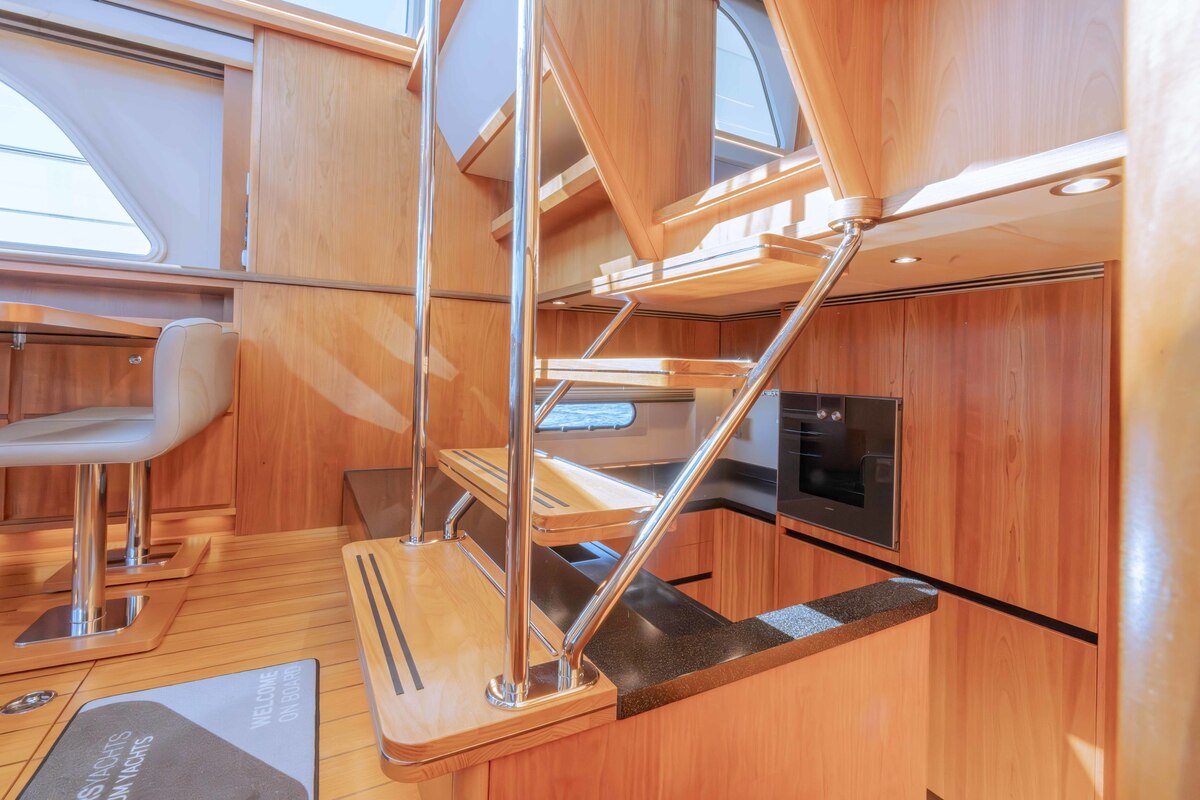 foto: 95 Linssen Grand Sturdy 590 AC Wheelhouse L-Class