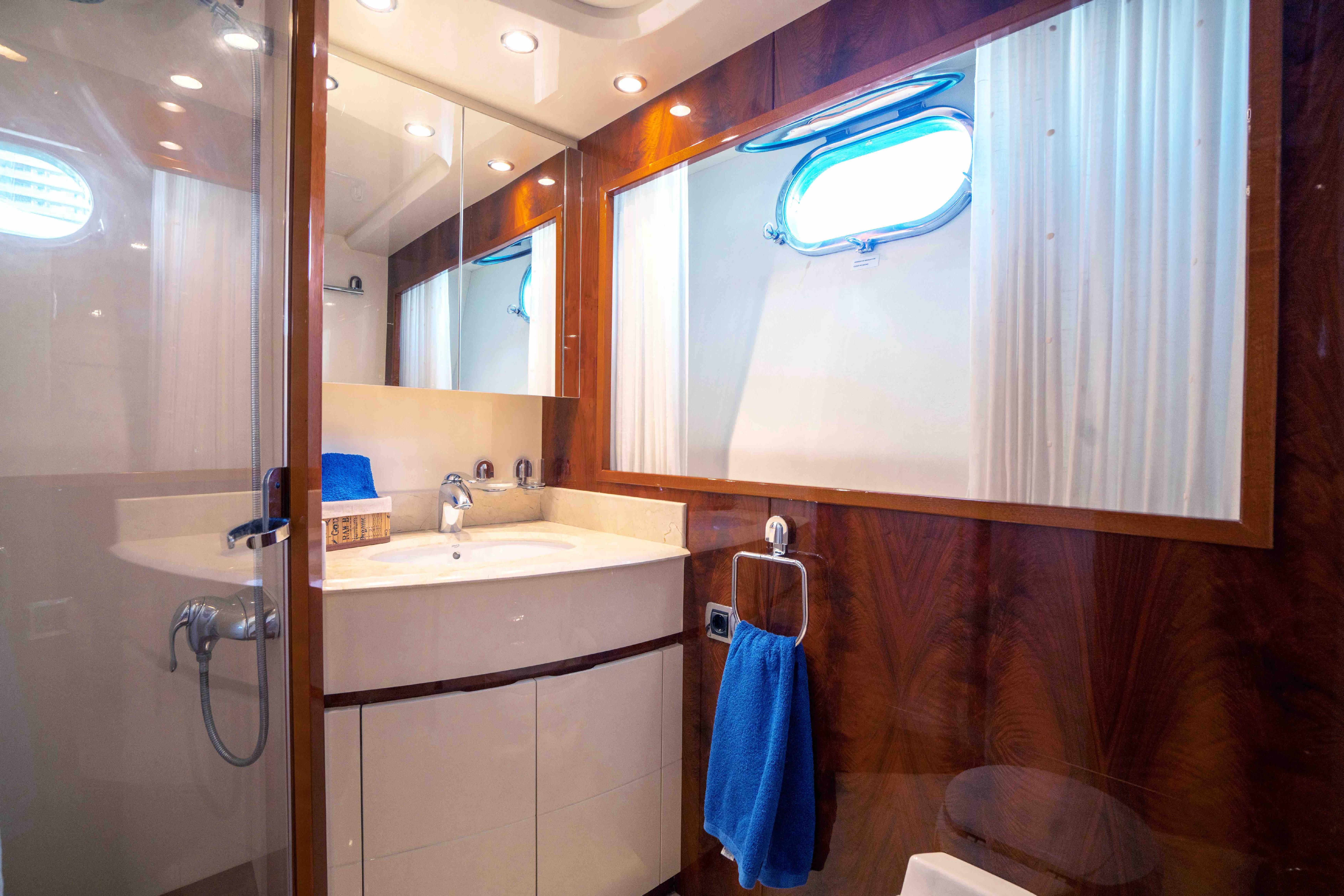 foto: 7 Astondoa  GLX 95