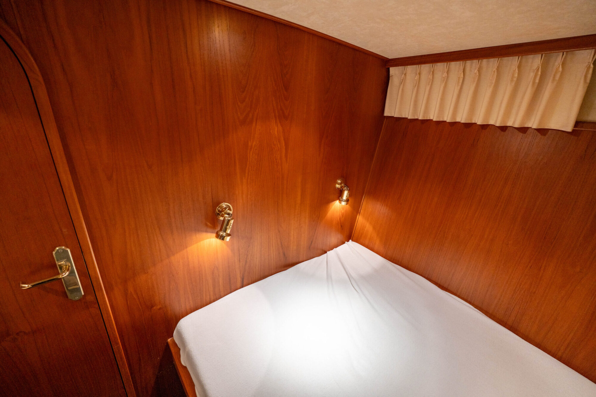 foto: 24 Volker Volker Trawler 13.50 AK Cabrio