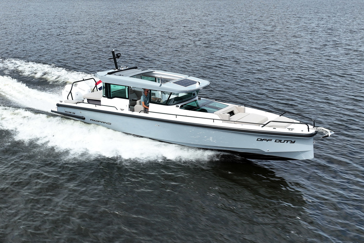 foto: 50 Axopar  37 XC Cross Cabin Mediterrana Edition