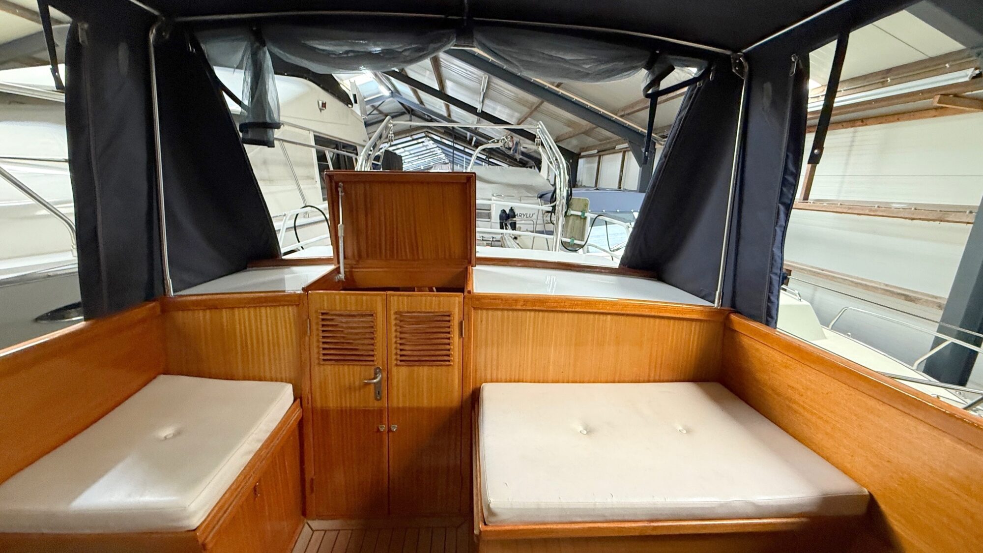 foto: 18 Dolman Dolmanvlet 9.70 OK AK