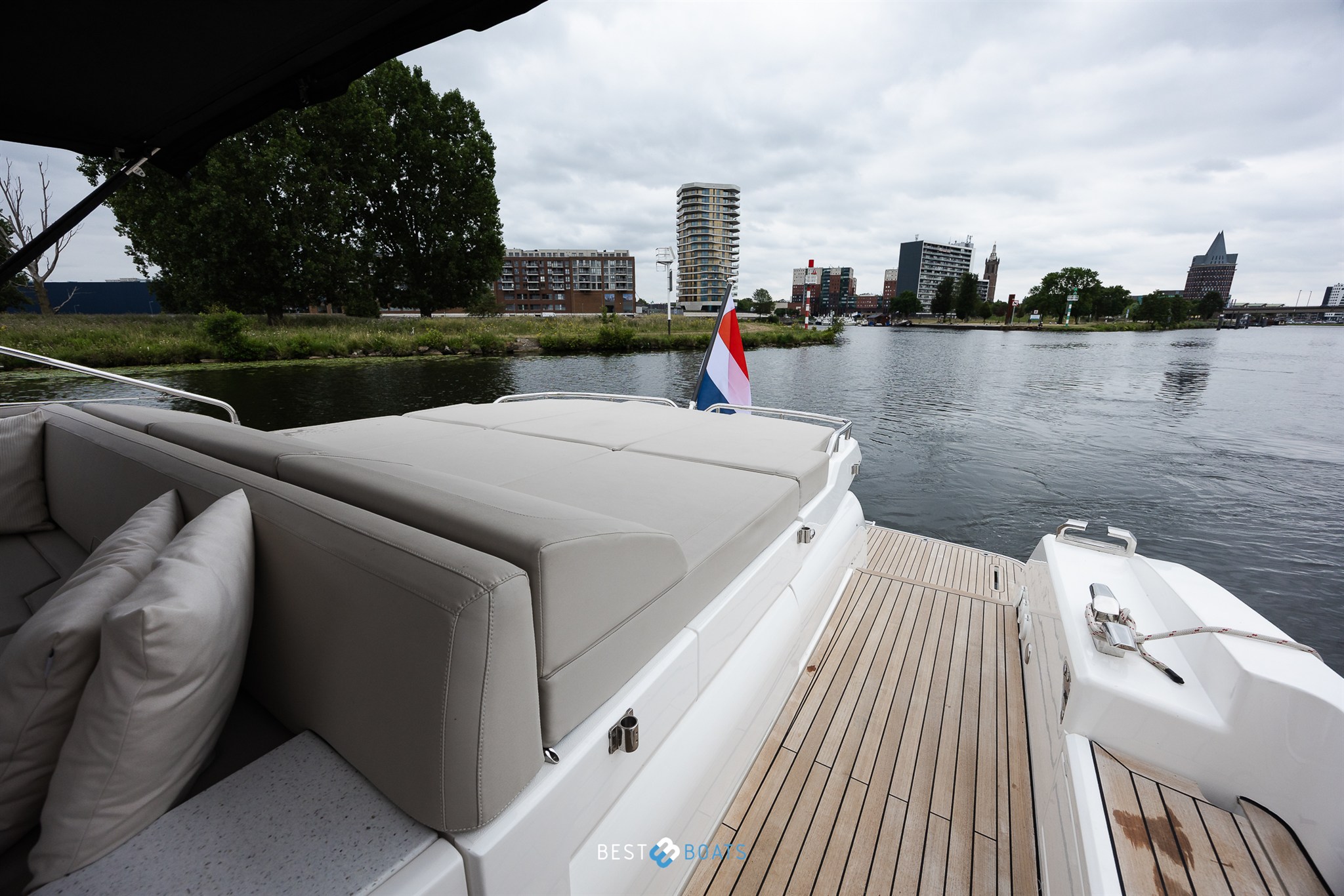 foto: 29 Fairline Targa 53 OPEN