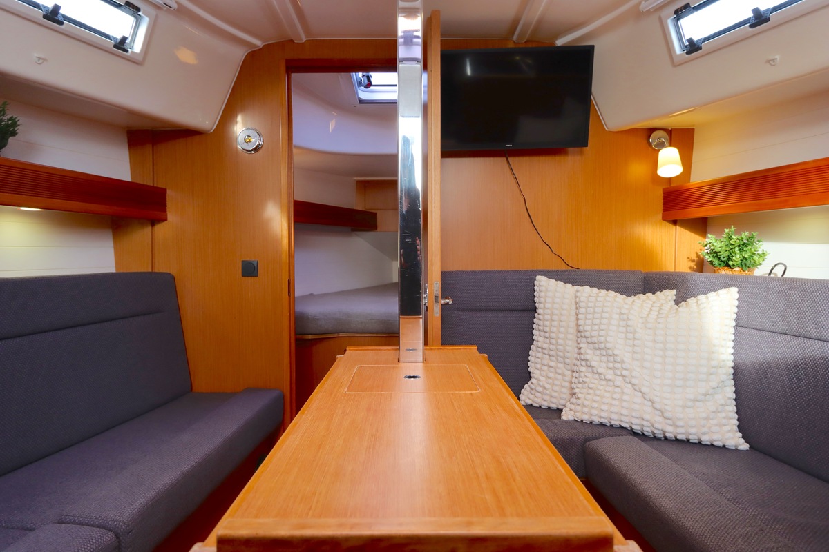 foto: 21 Bavaria  32 Cruiser