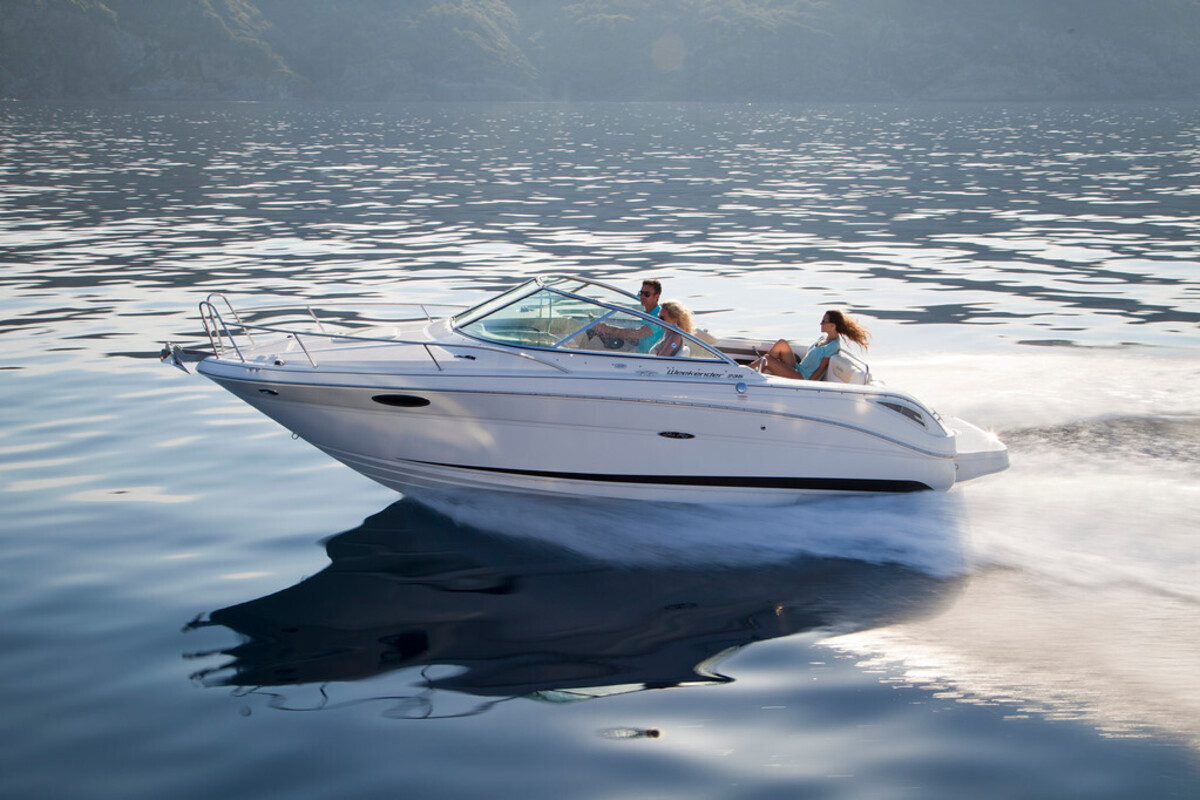 foto: 10 Sea Ray 235 Weekender