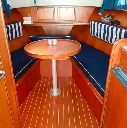 foto: 6 Maril 850   Classic