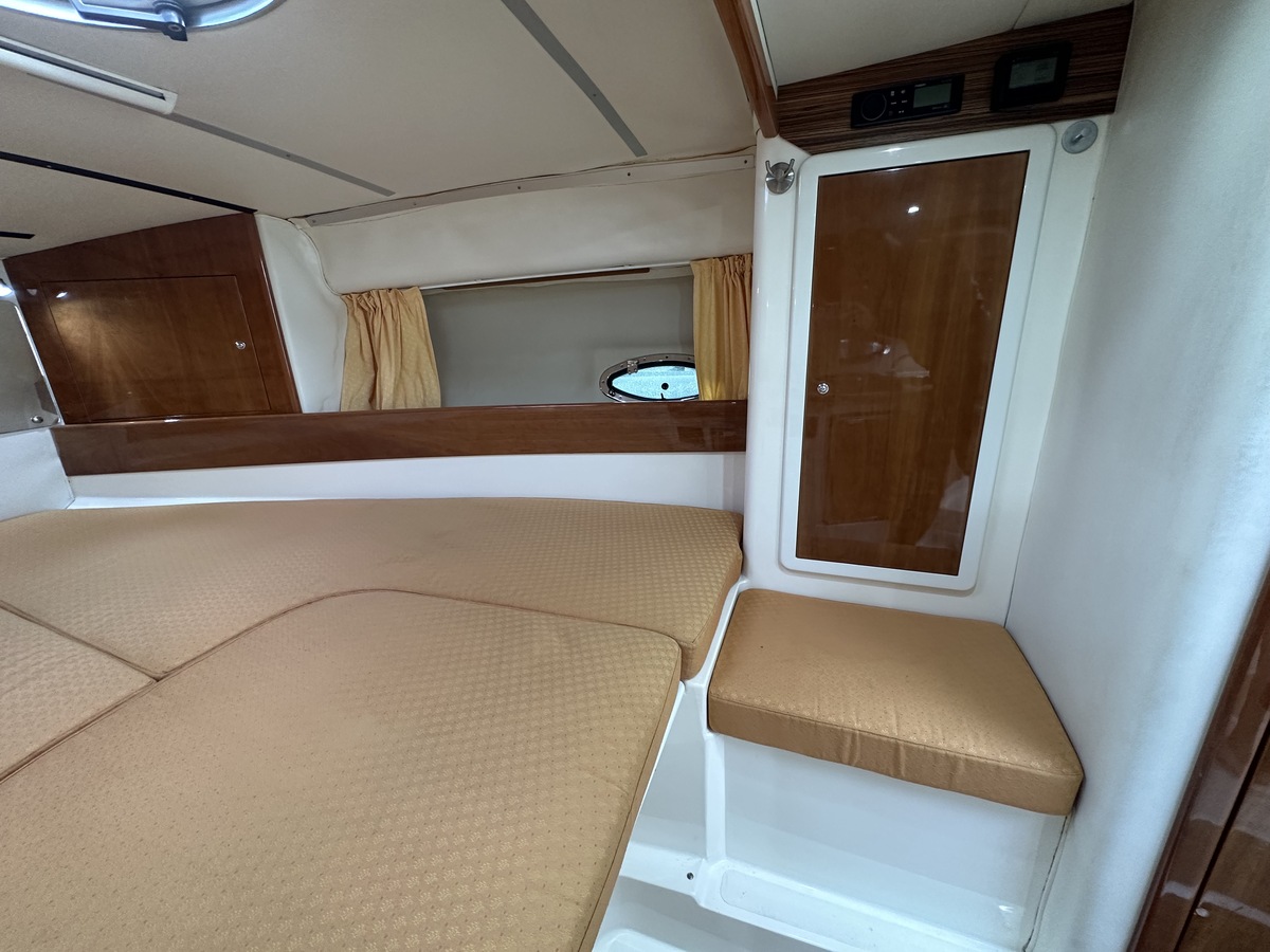 foto: 12 Airon Marine 300