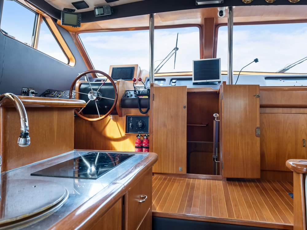 foto: 11 Monte Fino  64 ( varend woonschip )