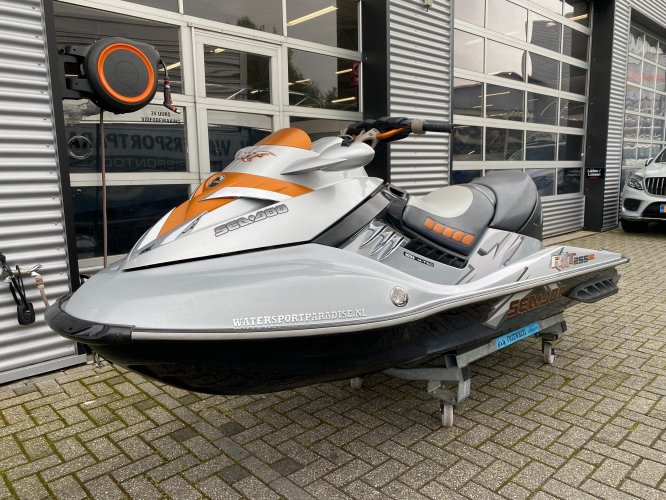 hoofdfoto: 1 Sea-Doo RXT 255 RS