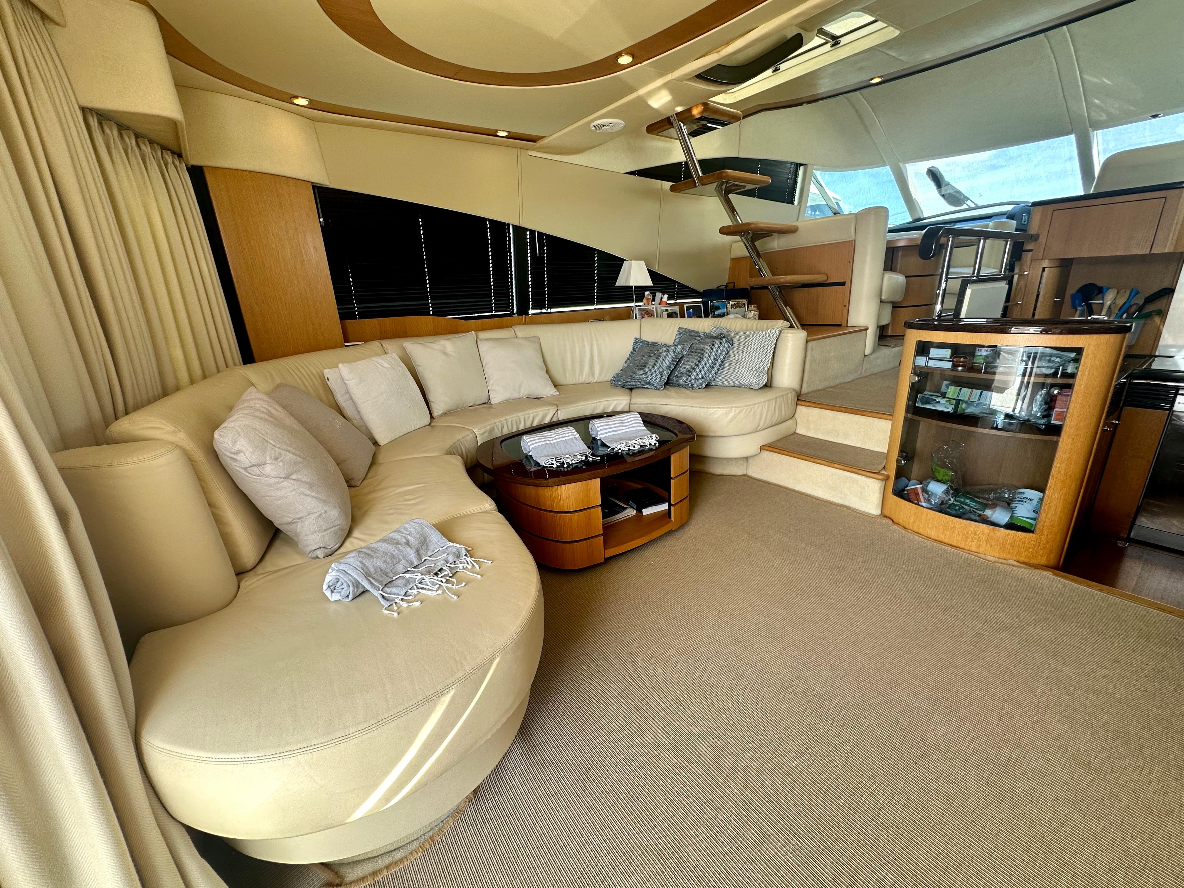 foto: 18 Fairline  Squadron 58