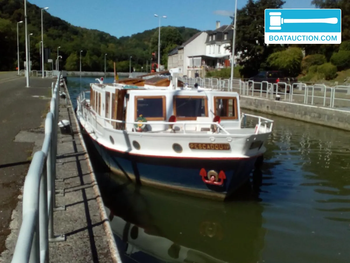 foto: 10 Riverboat 1413