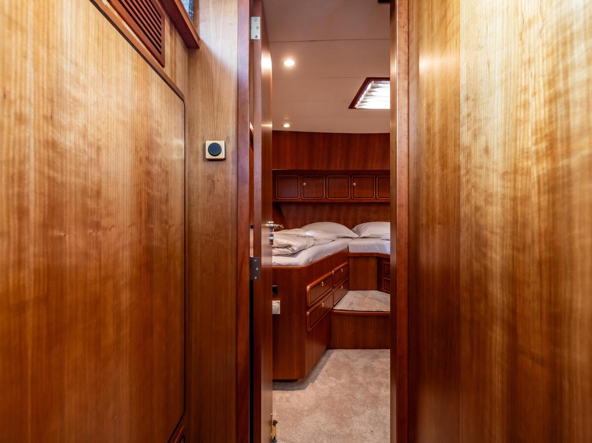 foto: 56 Linssen  Grand Sturdy 500 Variotop