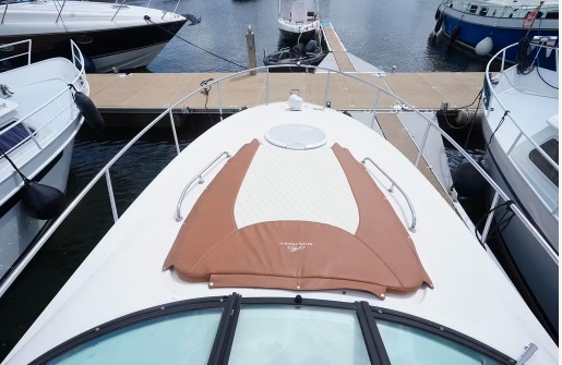 foto: 6 Monterey 270    Cruiser 5,7